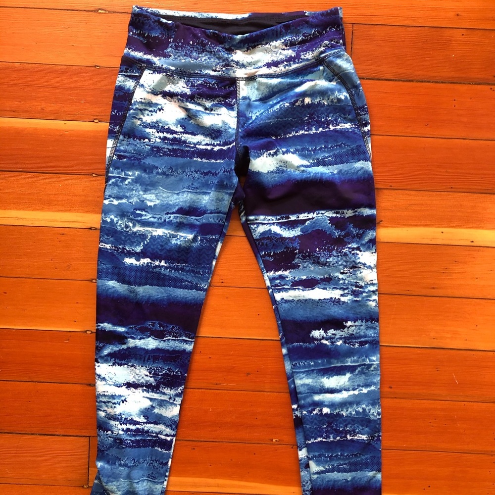 Women’s Athletic Yoga Leggings Capri Length